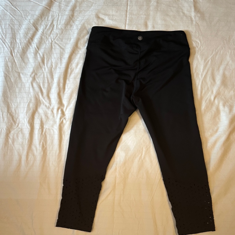 GAIAM Black Leggings - Picture 5 of 6